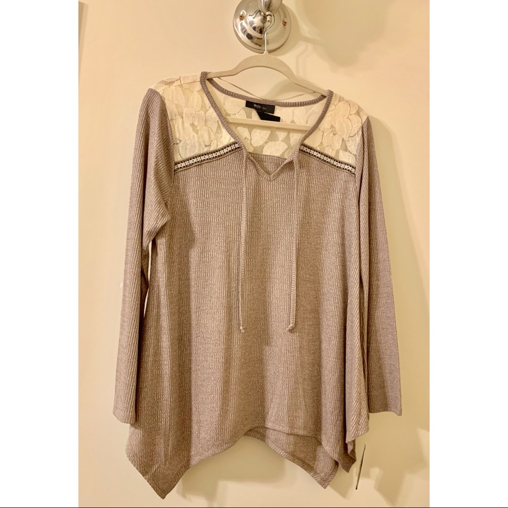 NEW Lace and Knitwear Top